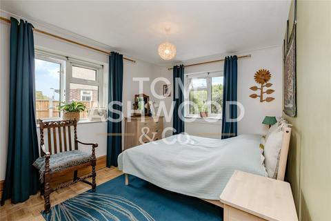 undefined, Bradfield Drive, Barking, IG11