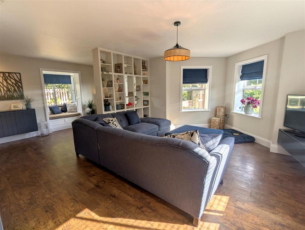 Living Dining Room