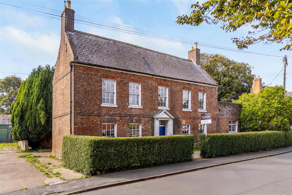 1 The Grange (Kirton)-2.jpg