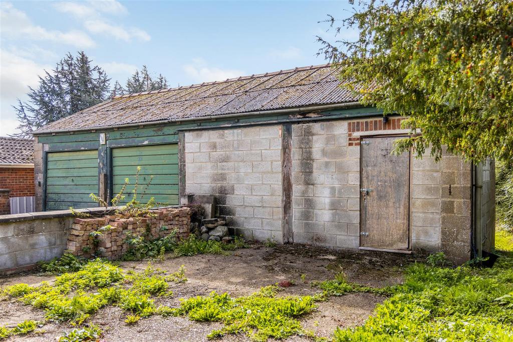 1 The Grange (Kirton)-10.jpg