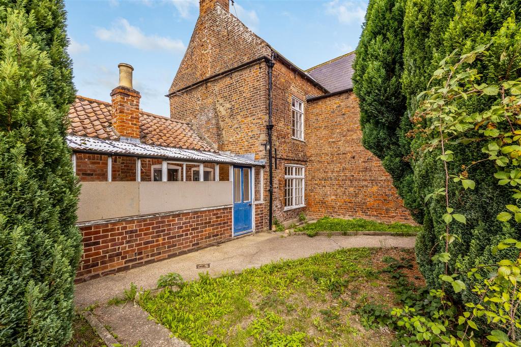 1 The Grange (Kirton)-14.jpg