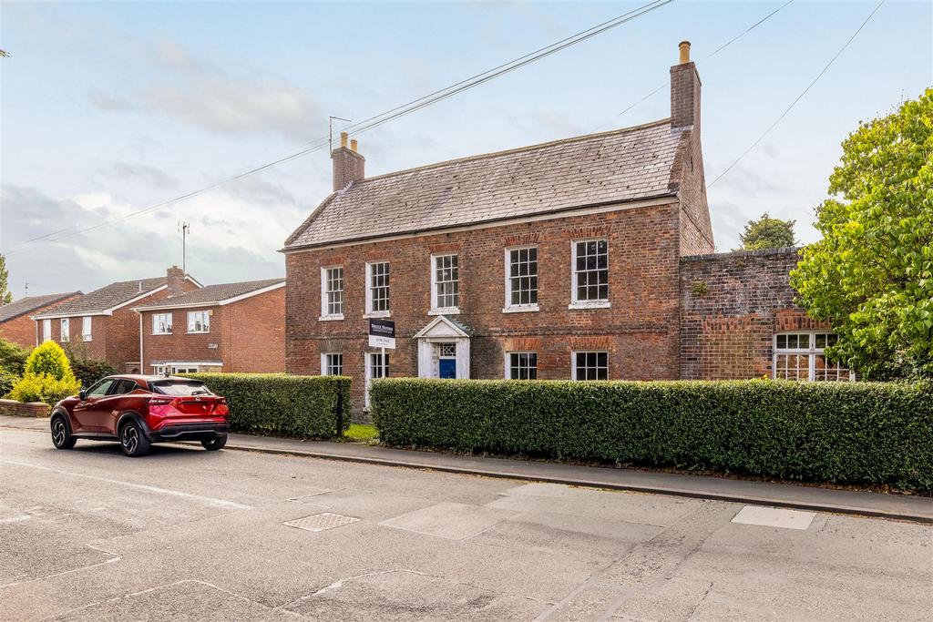 1 The Grange (Kirton)-5.jpg