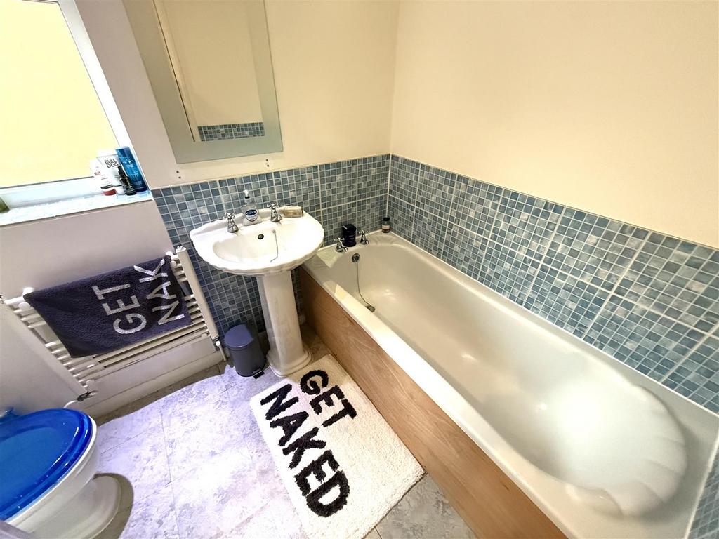 6 st bed bath 4 - Copy.jpeg