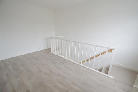 2 bedroom flat to rent, 23 High Street, Cowbridge, Vale of Glamorgan, CF71 7AE