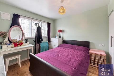 5 bedroom end of terrace house for sale, Garrison Close, Hounslow TW4