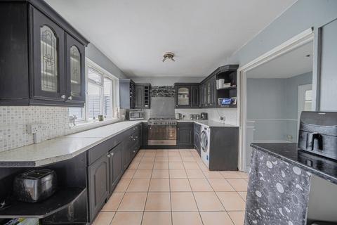 undefined, Reading Road, Northolt