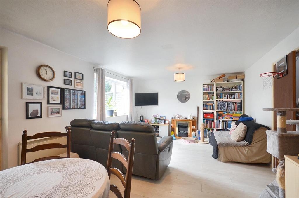 Sitting/Dining Room