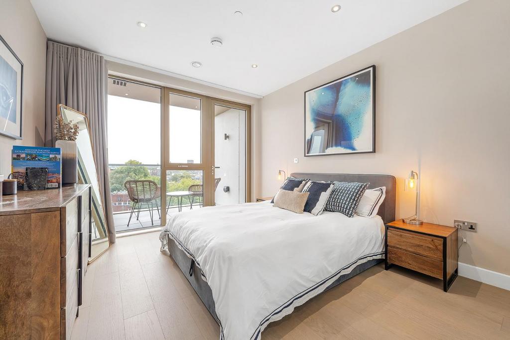 Bedroom.JPG