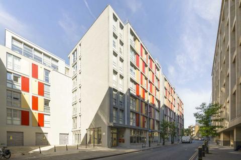 1 bedroom flat for sale, Lamb's Passage, London EC1Y