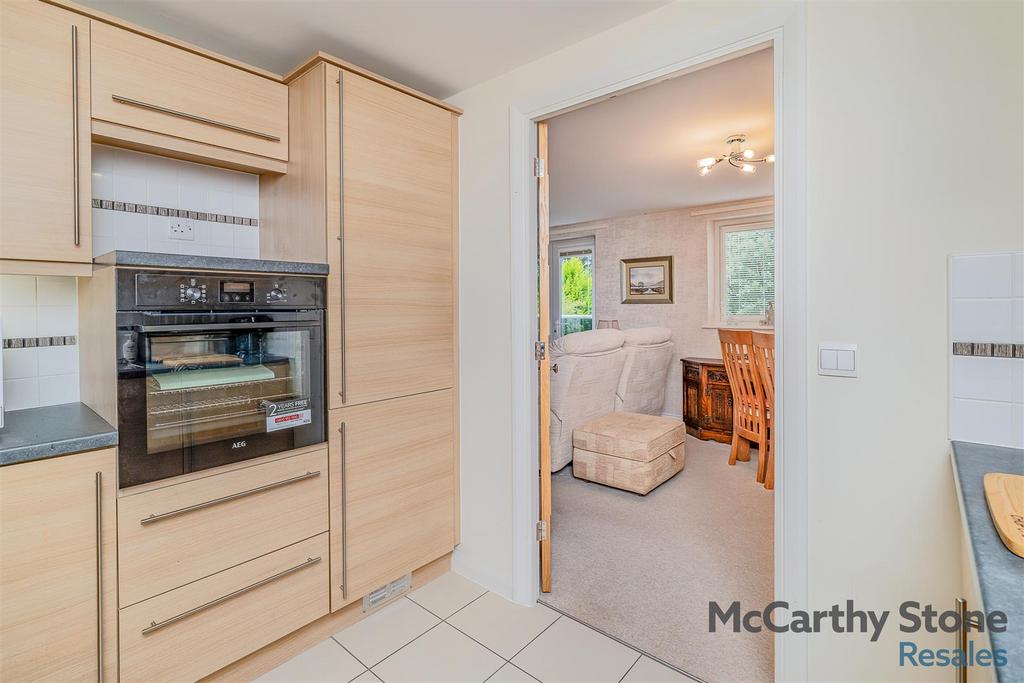 8664409-interior05.jpg