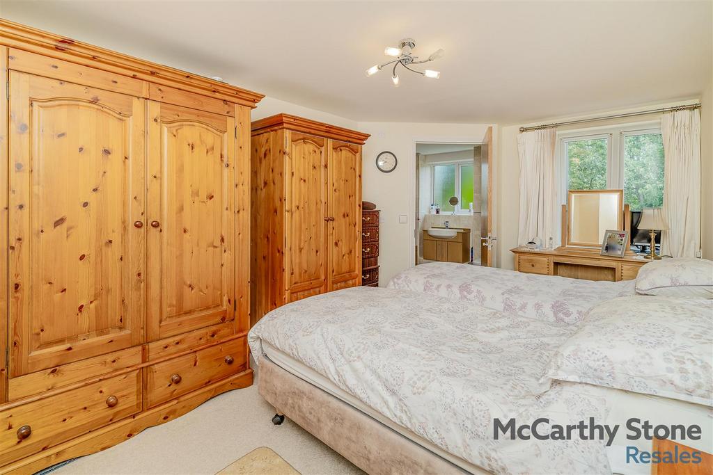 8664409-interior14.jpg