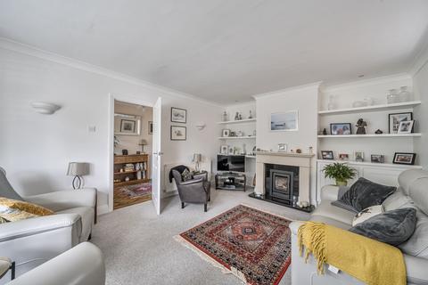 2 bedroom bungalow for sale, Allen Road, Great Bookham, KT23