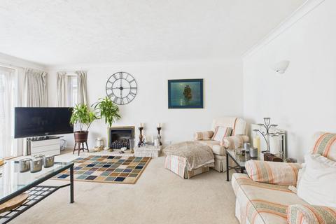 4 bedroom detached house for sale, Station Road, Rustington, Littlehampton, BN16 3BJ