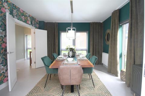undefined, Leveret Lane, Kennington TN24