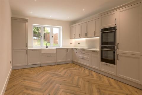 undefined, Ampthill Road, Maulden, Bedford