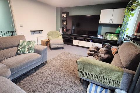 North Dene Park, Oldham, OL9