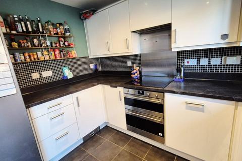 3 bedroom semi-detached house for sale, North Dene Park, Oldham, OL9