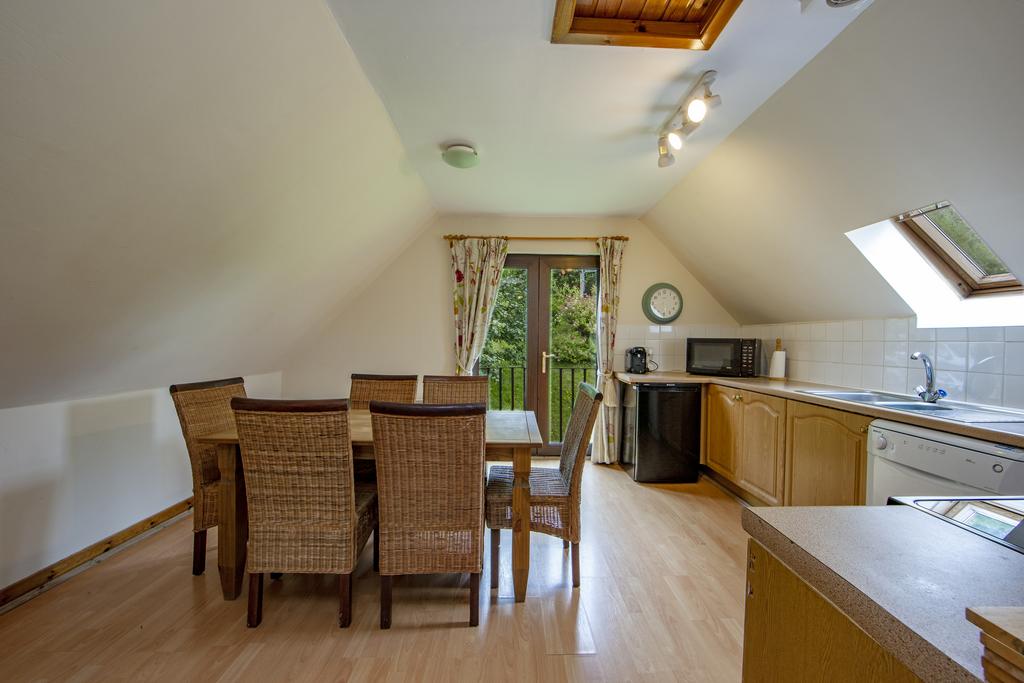 1 Z6 E0557 Culzean Kitchen