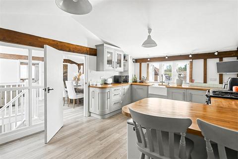 undefined, High Street, Buntingford