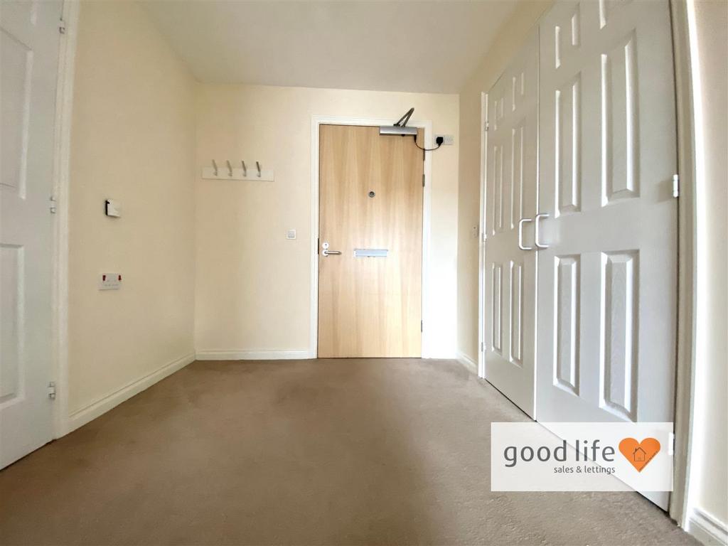 20250911 113302341 i OS34dovecoat.jpg