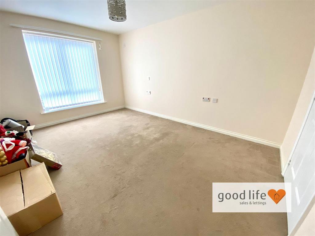 20250911 113308622 i OS34dovecoat.jpg