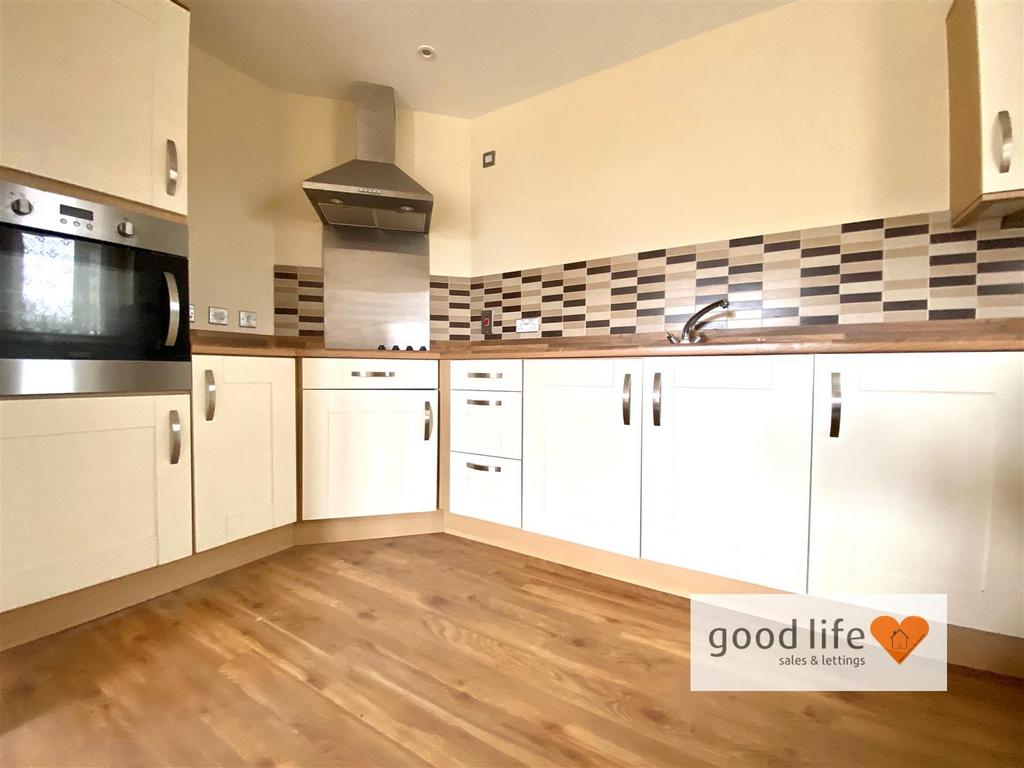 20250911 113622689 i OS34dovecoat.jpg