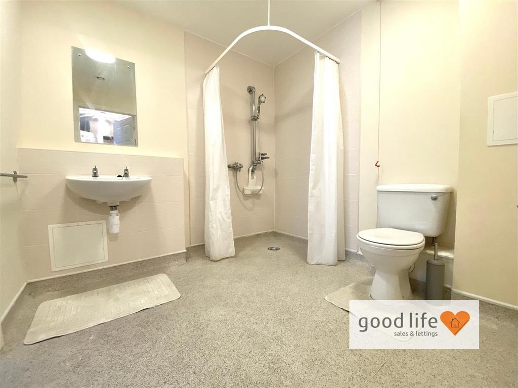 20250911 114746664 i OS34dovecoat.jpg