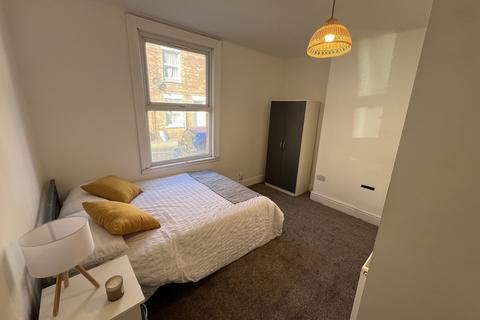 undefined, Oxford Street, Grantham NG31