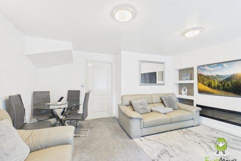 1 Dundee Gardens, Basingstoke, RG22 5DX