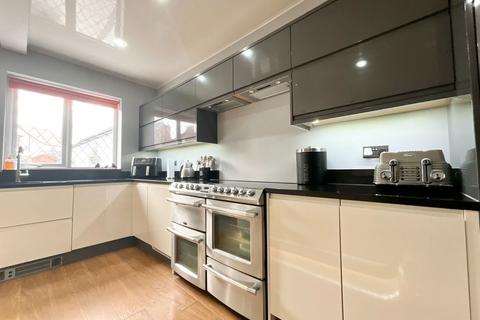 4 bedroom detached house for sale, Scarisbrick New Road, Southport PR8