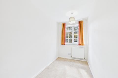23 Mayford Close, Beckenham, BR3 4XS