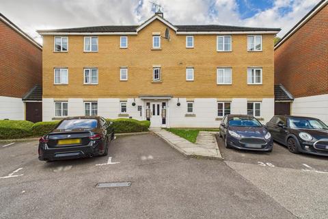 Sachfield Drive, Chafford Hundred