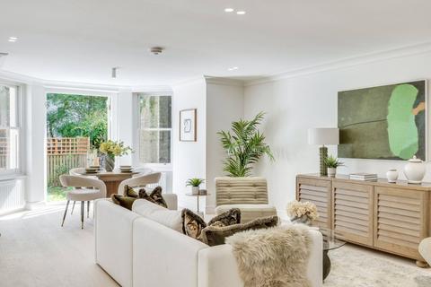 3 bedroom apartment for sale, Belsize Grove, Belsize Park, NW3