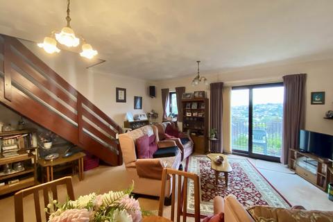 3 bedroom end of terrace house for sale, Drakes Gardens, Exmouth