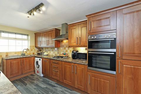 undefined, Landseer Avenue, Wakefield
