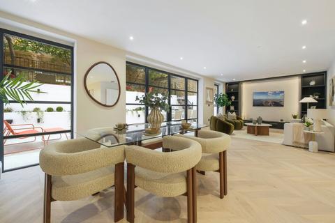 4 bedroom apartment for sale, Adamson Road, Belsize Park