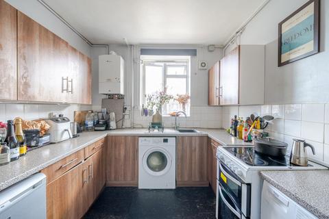 4 bedroom flat for sale, Vauxhall Street, London, SE11