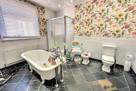 6 bedroom detached house for sale, Bournemouth