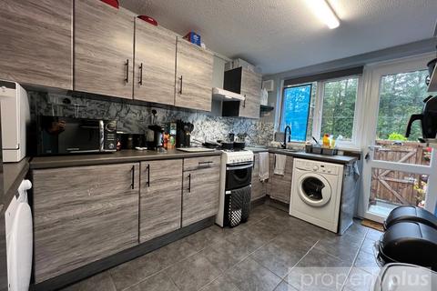 undefined, Trealaw Road, Tonypandy, Rhondda Cynon Taff, CF40