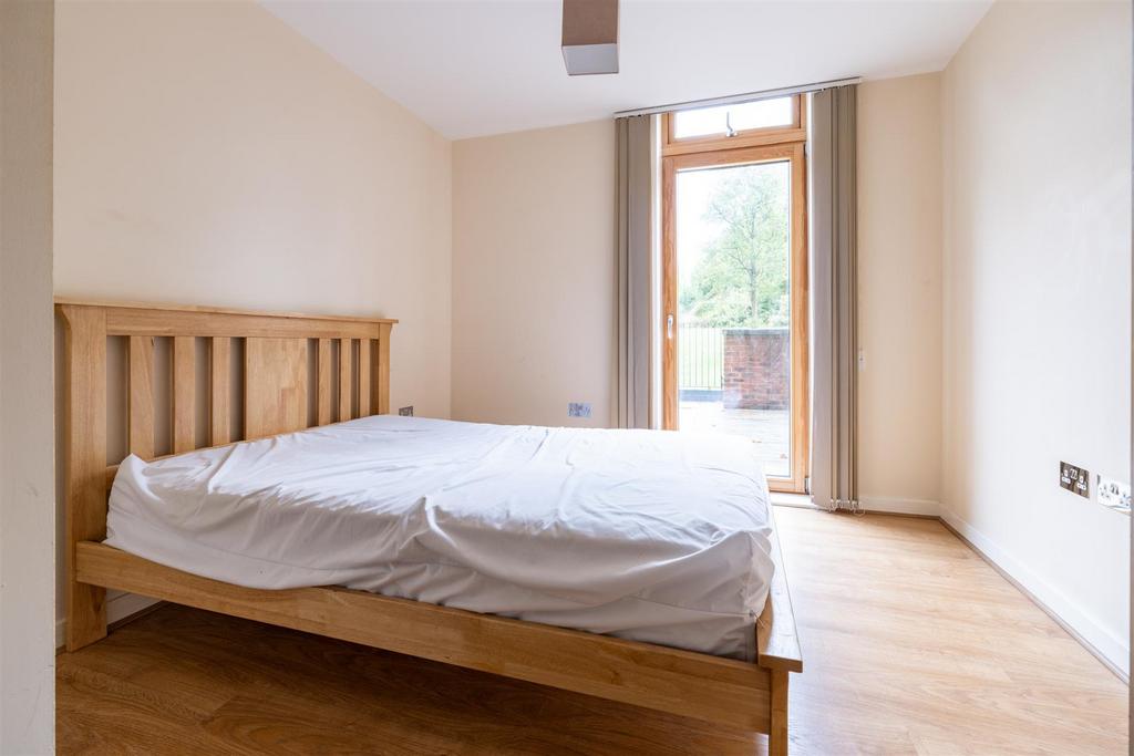 BEDROOM 2 .jpg
