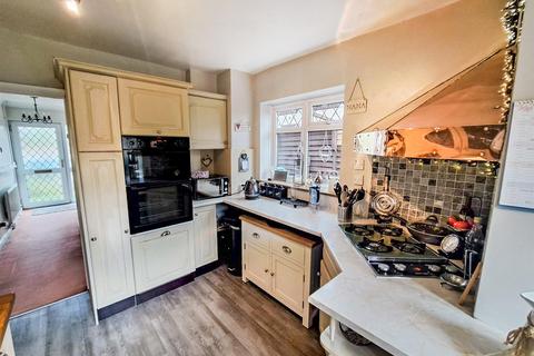 3 bedroom semi-detached house for sale, Berry Drive, Bromham, Bedford