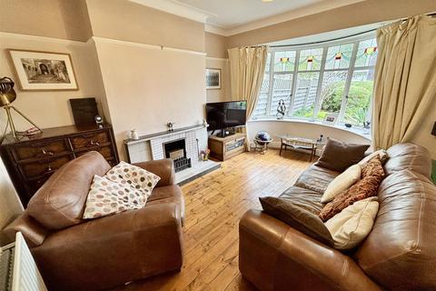 3 bedroom semi-detached house for sale, Thornton Road, Bradford BD13