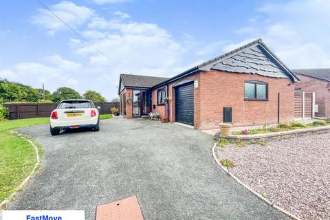 undefined, Llys Cerios, Trefnant LL16