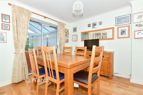 Halfpenny Close, Barming, Maidstone, Kent