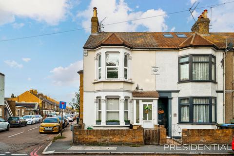 undefined, Loughton EN9