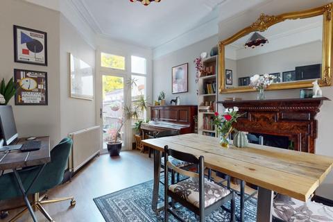 undefined, Old Road West, Gravesend