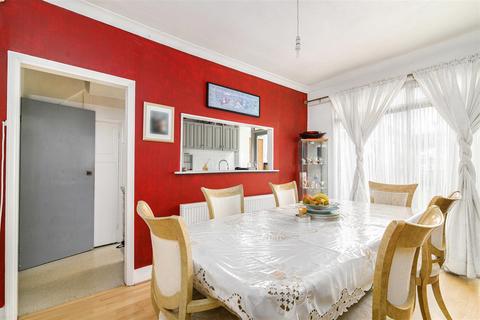 undefined, Loxham Road, London E4