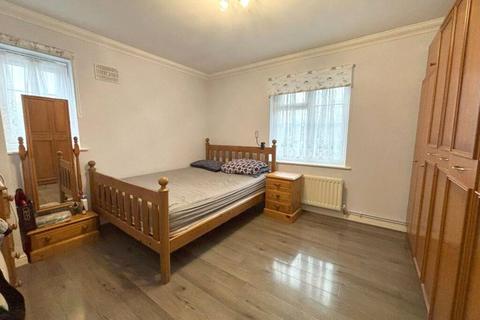 undefined, Eastham Crescent, Brentwood, CM13