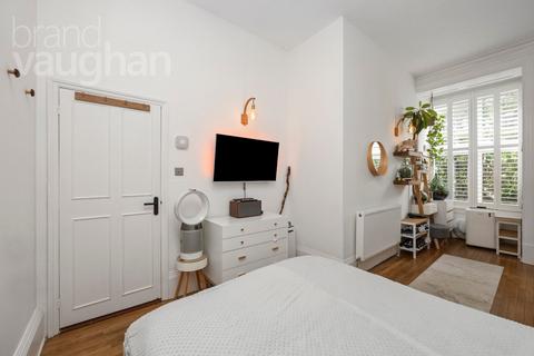 2 bedroom flat for sale, Lansdowne Road, Hove, East Sussex, BN3