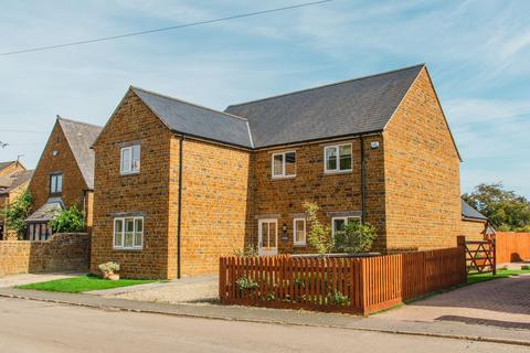 undefined, Spring Lane, Little Bourton, OX17